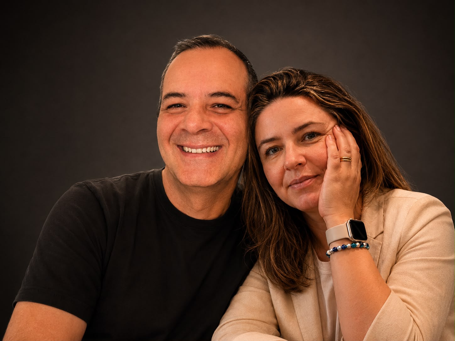 Aurelio Rodrigues Melo e Elisandra Hass Rodrigues Melo, autores do livro O Mover da Liderança